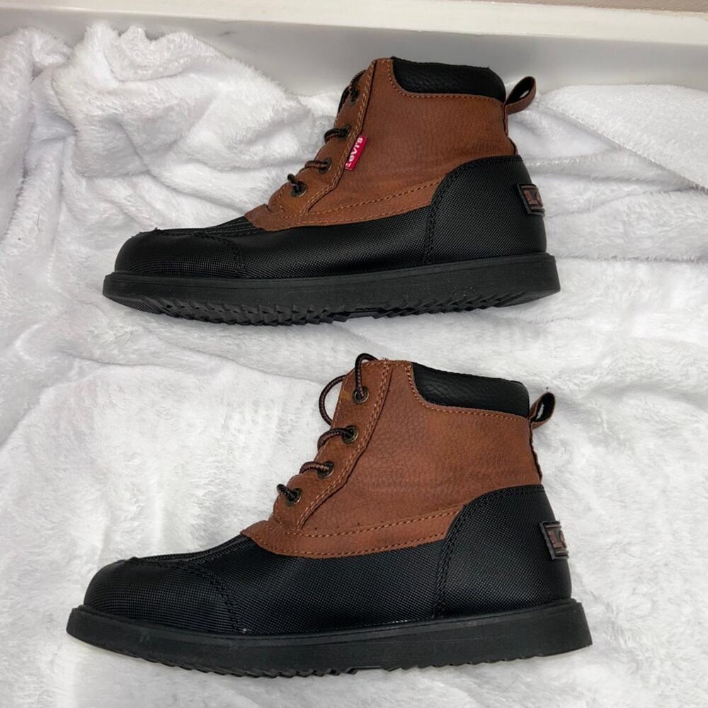 Levi’s Kids Duck Boots Brown Black Ankle Boots Size 4 Waterproof Style - Picture 4 of 8